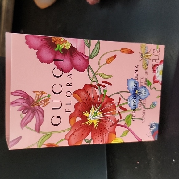 Gucci Flora - Picture 2 of 4